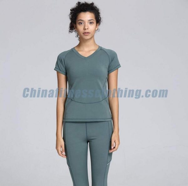 Private label womens v neck t shirts wholesale - T-shirts à col en V pour femmes Wholesale - Wholesale Fitness Clothing Manufacturer