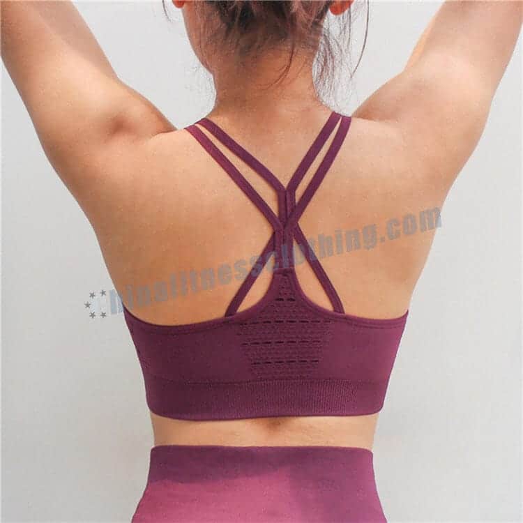 China Athletic workout spaghetti strap sports bra top training booty shorts  yoga set factory and suppliers