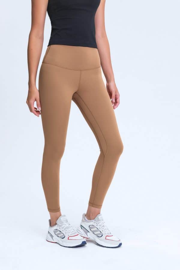 Girlfriend Leggings Wholesale5 scaled - Leggings de cintura alta al por mayor - Wholesale Fitness Clothing Manufacturer