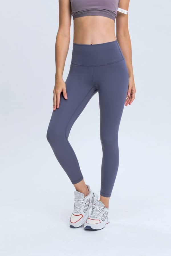 Soft Leggings Wholesale3 scaled - Weiche Leggings Großhandel - Wholesale Fitness Clothing Manufacturer