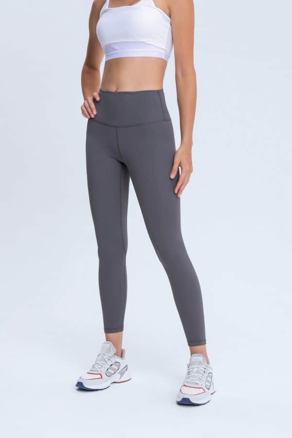 Yoga Pants Grey Wholesale1 scaled - Pantalones de Yoga Grises al por mayor - Wholesale Fitness Clothing Manufacturer