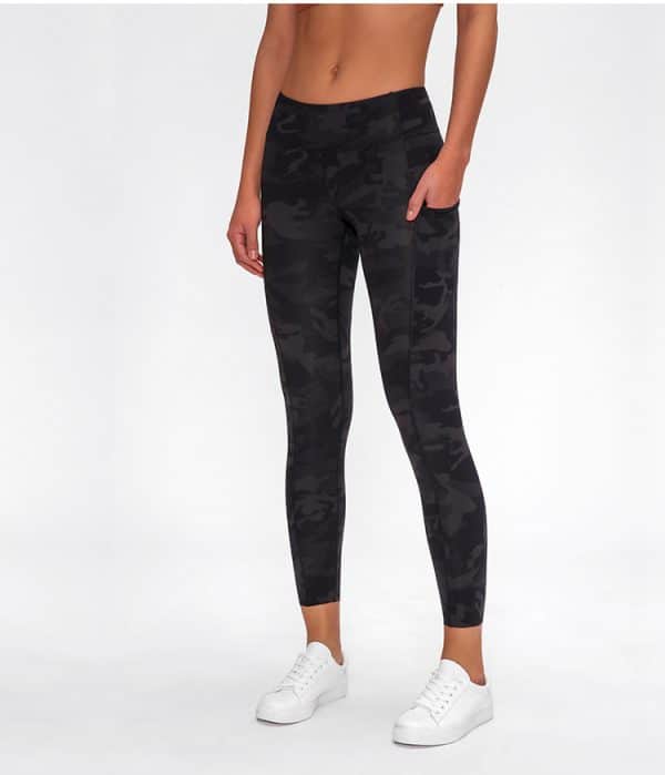 tights with pockets2 - Leggings de cintura alta al por mayor - Wholesale Fitness Clothing Manufacturer