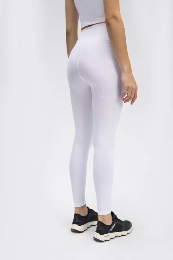 petite sports leggings wholesale4 scaled - Leggings de qualité en gros - Wholesale Fitness Clothing Manufacturer