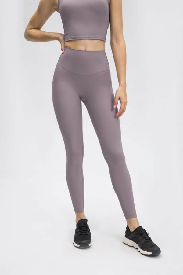 womens fitness leggings3 scaled - Los mejores leggings de control de abdomen - Wholesale Fitness Clothing Manufacturer