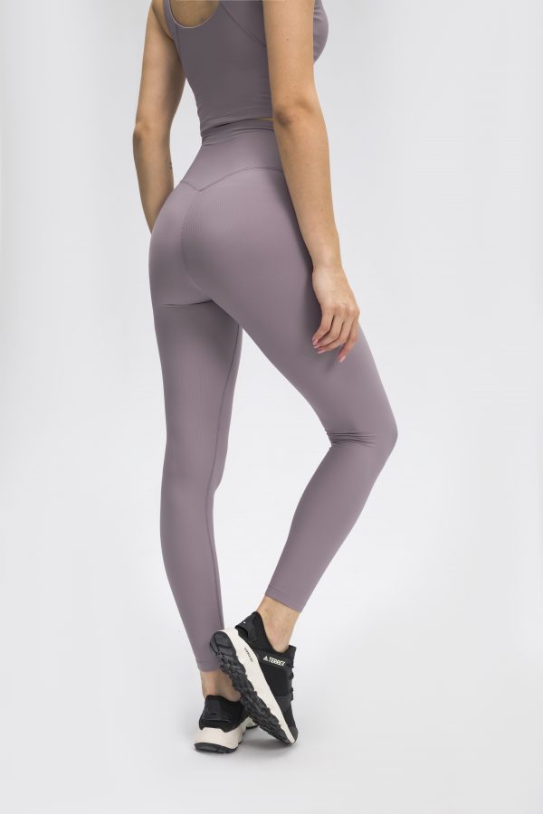 womens fitness leggings4 scaled - The Best Tummy Control Leggings - Custom Fitness Apparel Manufacturer