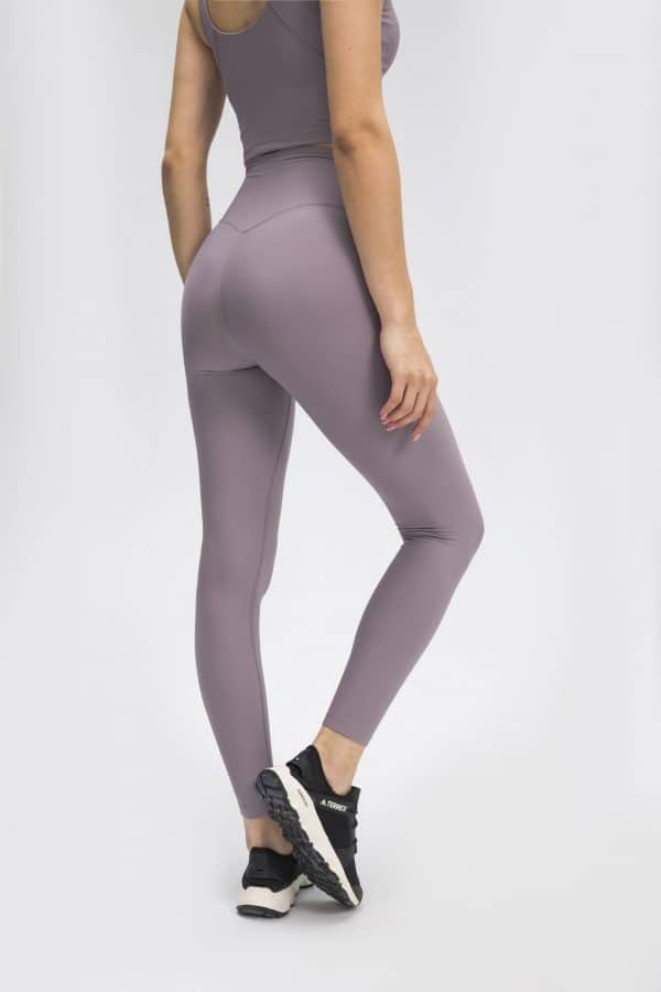 womens fitness leggings4 scaled - Los mejores leggings de control de abdomen - Wholesale Fitness Clothing Manufacturer