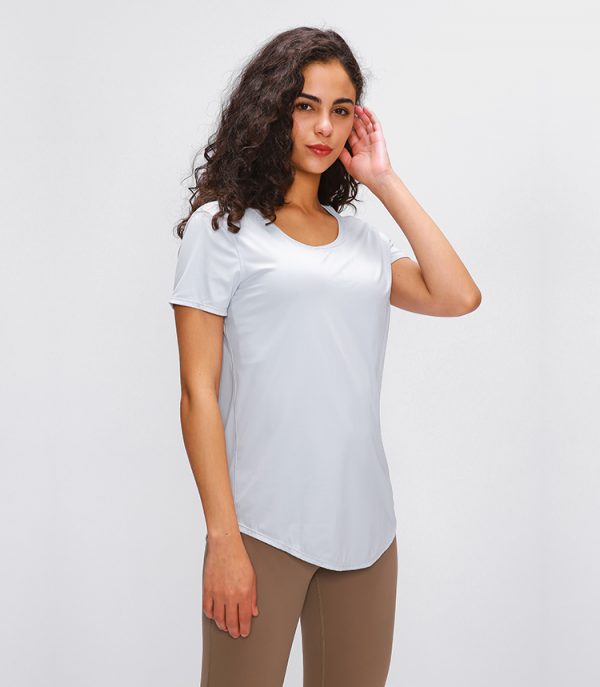womens white t shirts bulk2 - Womens White T Shirts Bulk - Custom Fitness Apparel Manufacturer